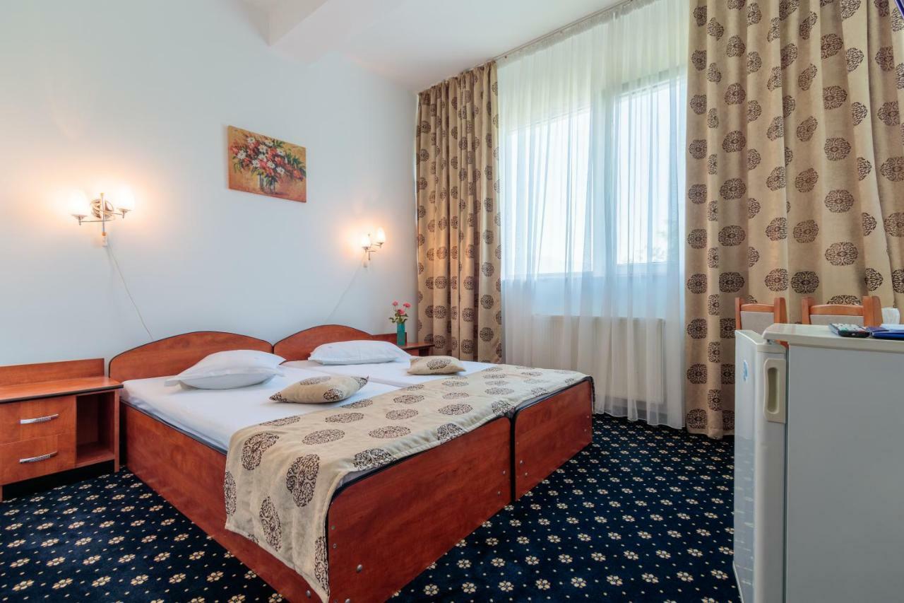 Motel Blue River Călimăneşti Eksteriør bilde